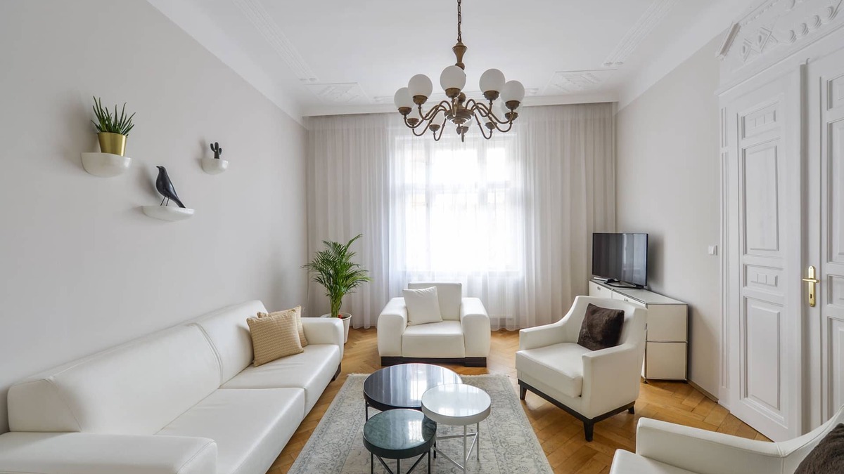 Stare Mesto Apartment | ART NOUVEAU 3BEDROOM 2,5BATHROOM APARTMENT OLD TOWN SQUARE