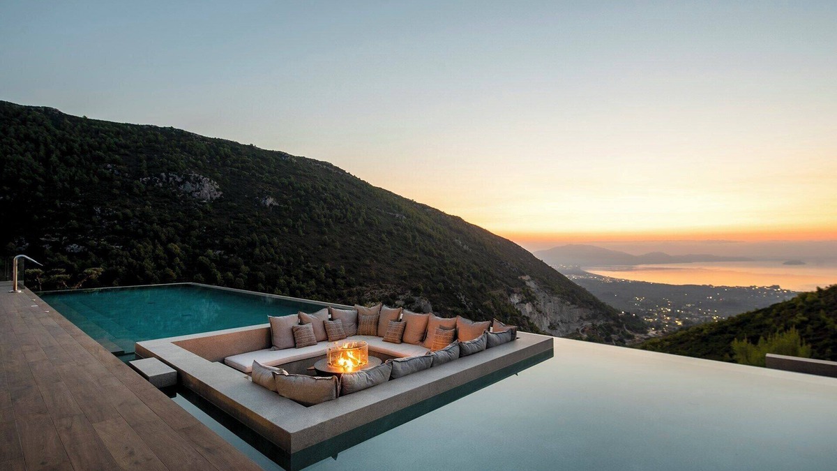Agia Marina Villa | Artelia - Five Bedroom Villa, Sleeps 10