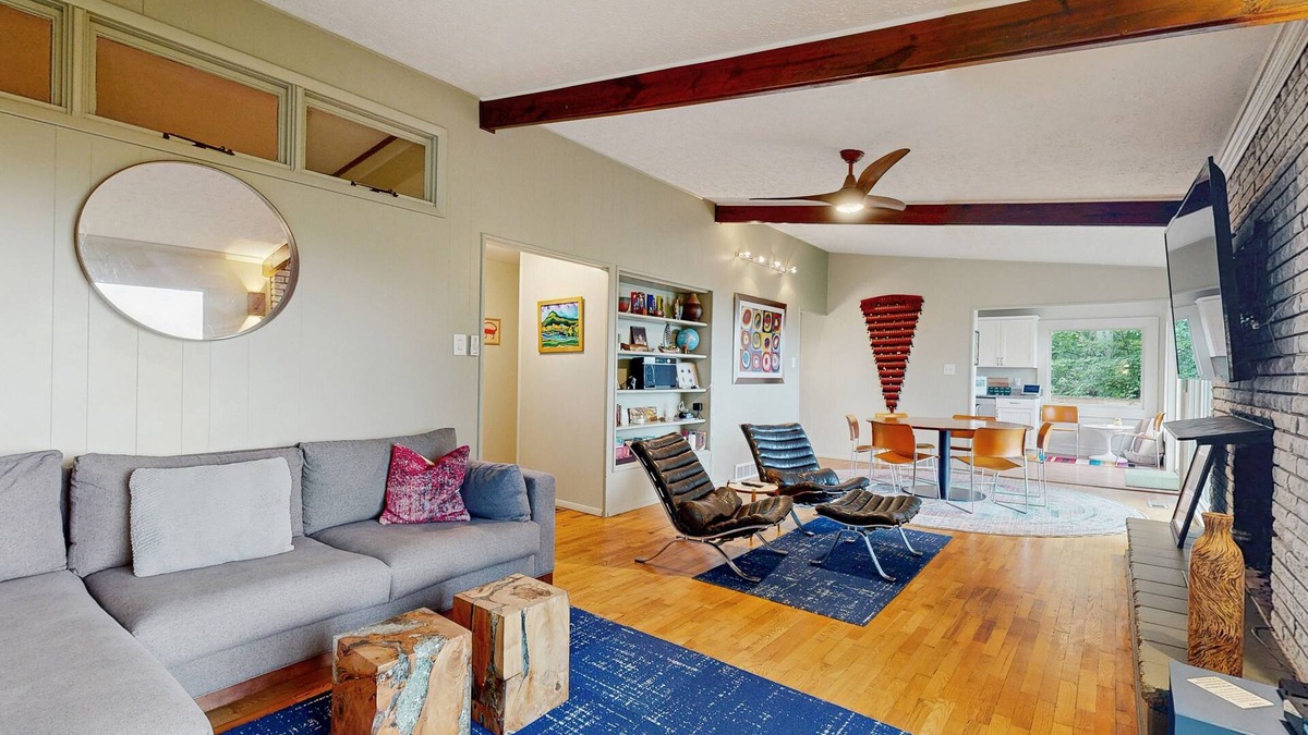 Black Mountain House | Artful mountain-view retreat with fireplaces, AC, W/D & epic outdoor living