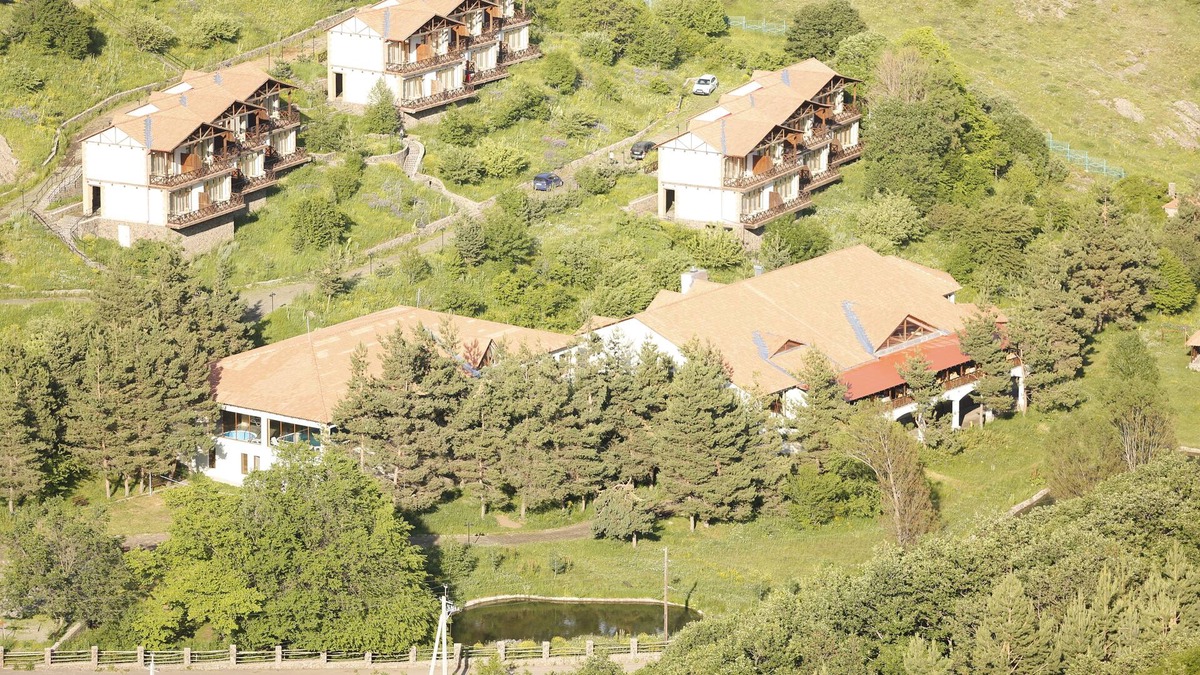 Agveran Hotel | Arthurs Aghveran Resort