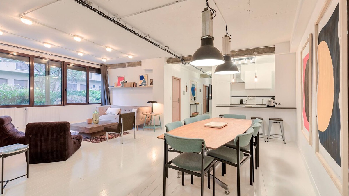 Pere Lachaise Apartment | Artist & Design Loft - 10 guests - 5min. walk from metro