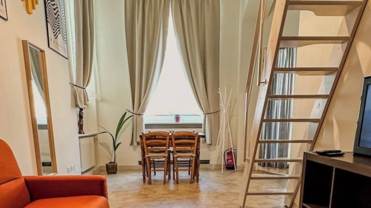 Vanchiglia Apartment | Artistic Loft near Mole Antonelliana & River Po