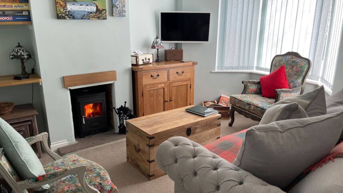 Harrogate Cottage | Artists' Cottages’ Artists’ Cottage close to HCC