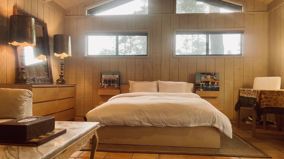 Monterey Cottage | ARTISTS RETREAT - 17 mile drive Pebble Beach