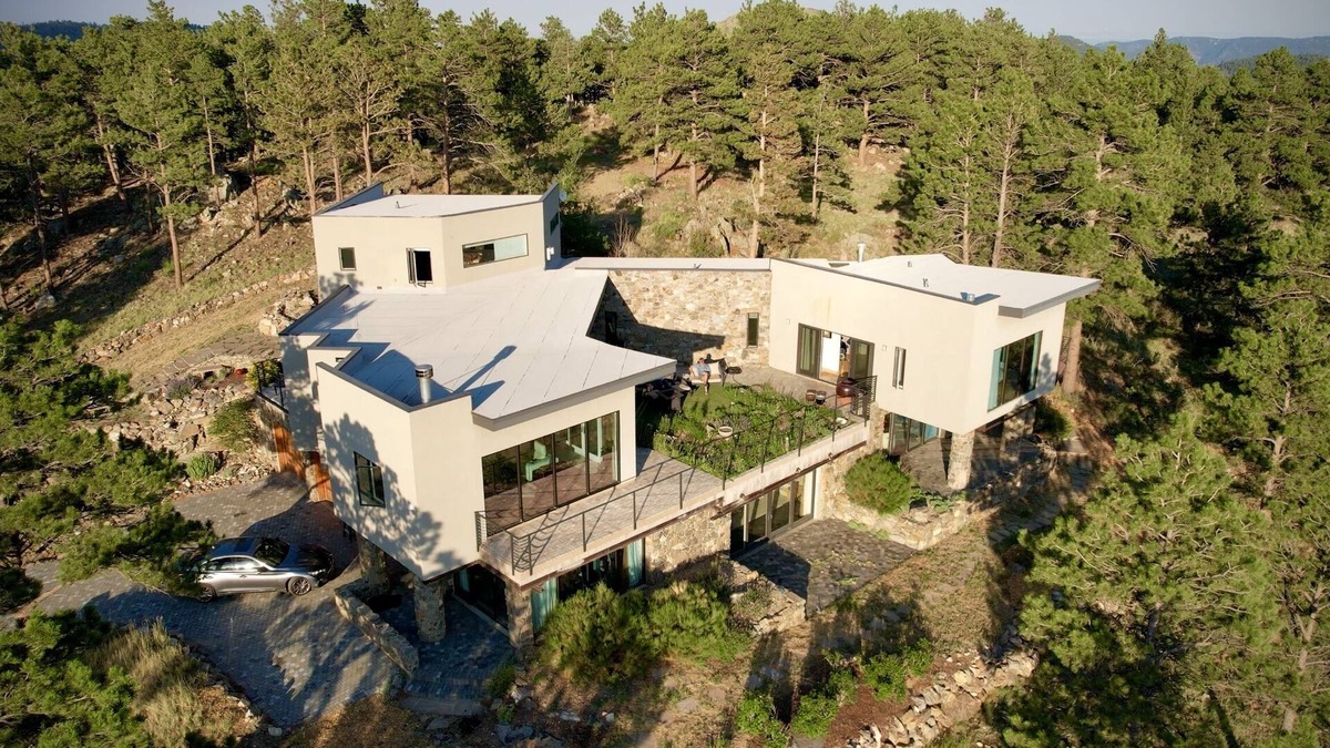 Golden Gate Canyon House | Artopia! Modern Luxury in the Foothills on 40 Acres - Mtn Biking & Skiing