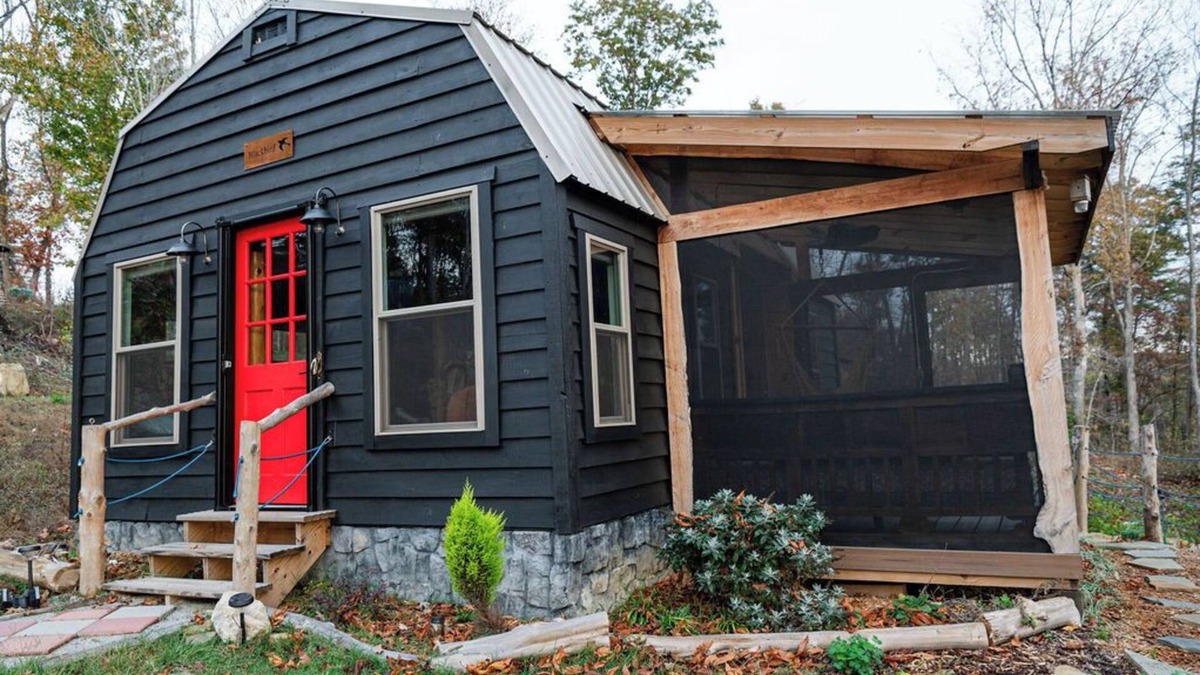 Lupton City Cabin | Artsy Chattanooga Tiny Cabin Next to State Forest