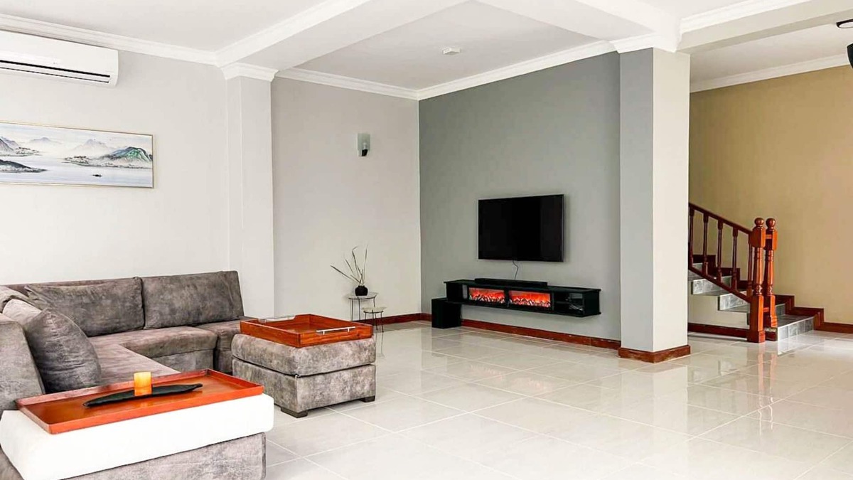 Arusha Villa | Arusha,Chateau de la Montagne