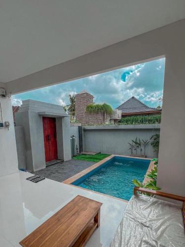 Singakerta Villa | asbby love heart villa