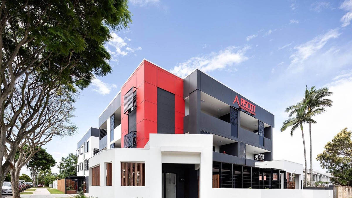 Ascot House | Ascot Budget Residences - Close to Brisbane Airport & Racecourses
