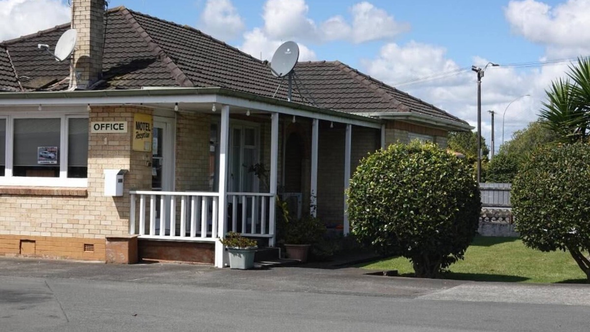 Te Rapa Hotel | Ascot Lodge Motel