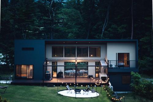 Narusawa Villa | ASH Villa Fujikawaguchiko