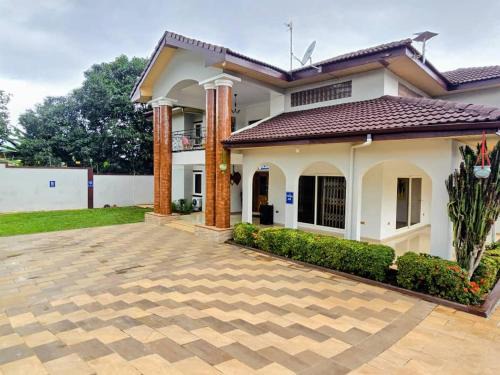 Kumasi Hotel | Ashanti Heritage Lodge
