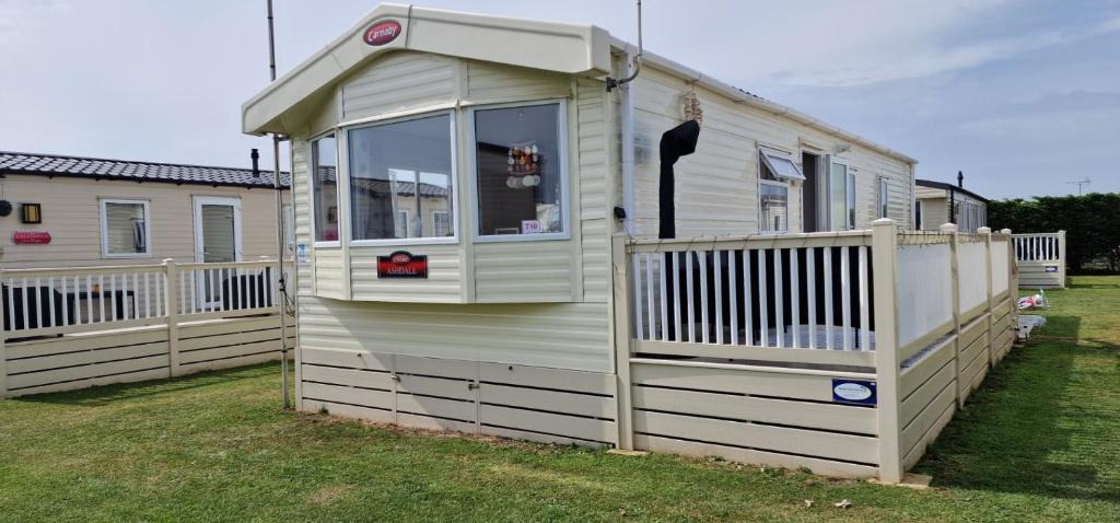 Swalecliffe House | Ashdale By Sea
