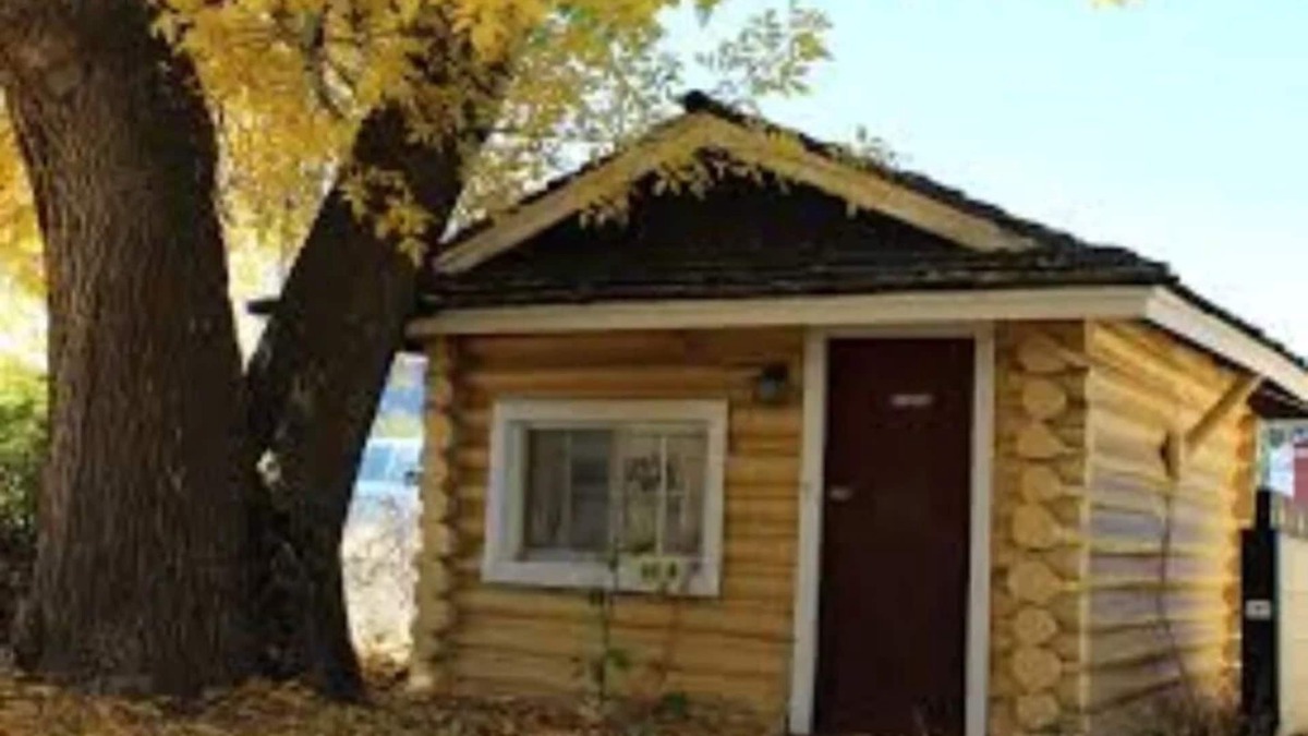 Ashton House | Ashton Log Cabin #3