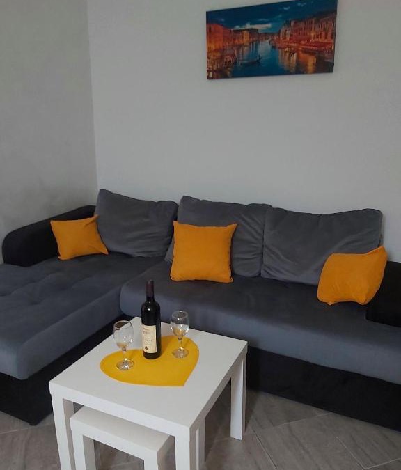Lazi Apartment | Asja