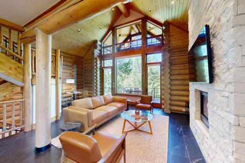 Victor House | Aspen Cabin