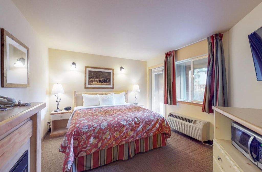 Downtown Leavenworth Hotel | Aspen Suites 506: The Nest