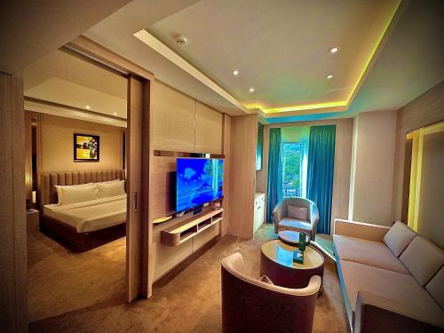Saket Hotel | ASTER GRAND BY ZENQ Saket