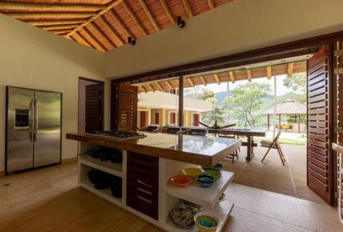 Anapoima Apartment | Astonishing 5BR House with pool in Anapoima