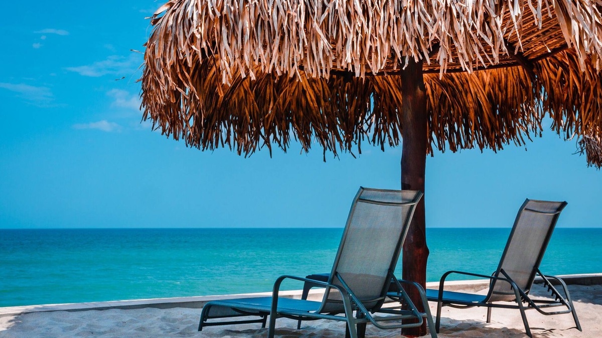 Boca Corona Condo | ASTOUNDING OCEANFRONT ONE BEDROOM APARTMENT - TRITON SUITE