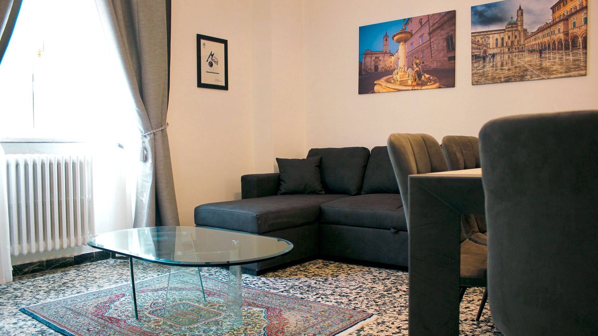 Centro Storico Apartment | At Amalia's House in the Historic Center in the People's Square. Entire accommodation.