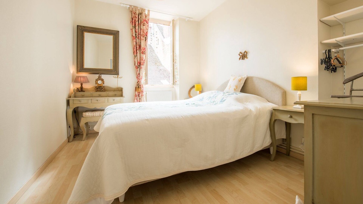 Beaune City Centre Apartment | AT BARBARA, BEAUNE, HISTORICAL CENTER