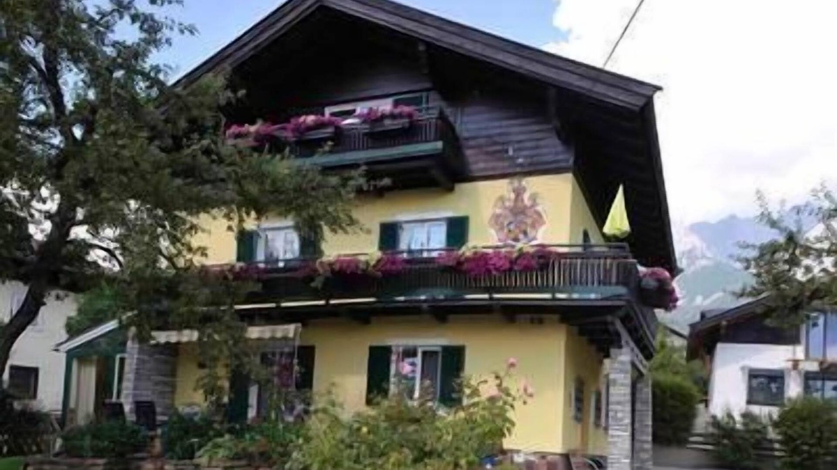 Saalfelden am Steinernen Meer Apartment | Holiday apartment Saalfelden am Steinernen Meer for 1 - 8 persons with 3 bedrooms - Holiday apartmen
