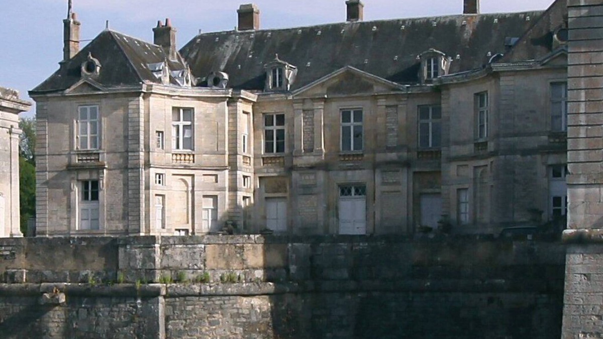 Lignieres Cottage | Atelier Jacques Coeur charming house****, outstanding gardens near Bourges