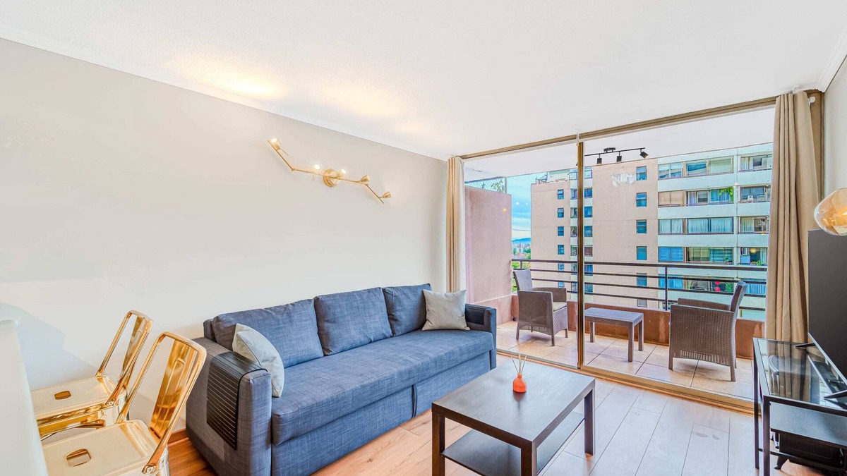 Las Condes Apartment | Atenas Park 1D con Estacionamiento y Wifi