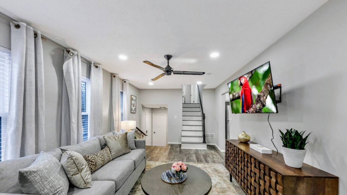 Church Street House | ATH 4BR South Fulton EZ Drive to Airport (clear)