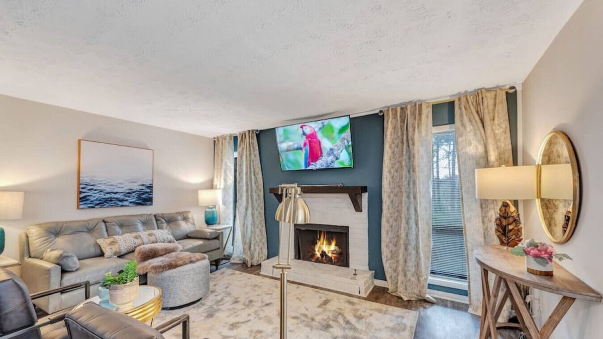 Cumberland Condo | ATH - Marietta - 1BR - Pet Friendly - Location (terrell)