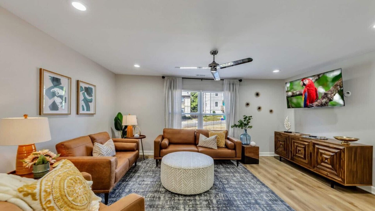 Smyrna House | ATH -Smyrna-2BR-Pet Friendly-Fenced-DBL Mstr(1018)
