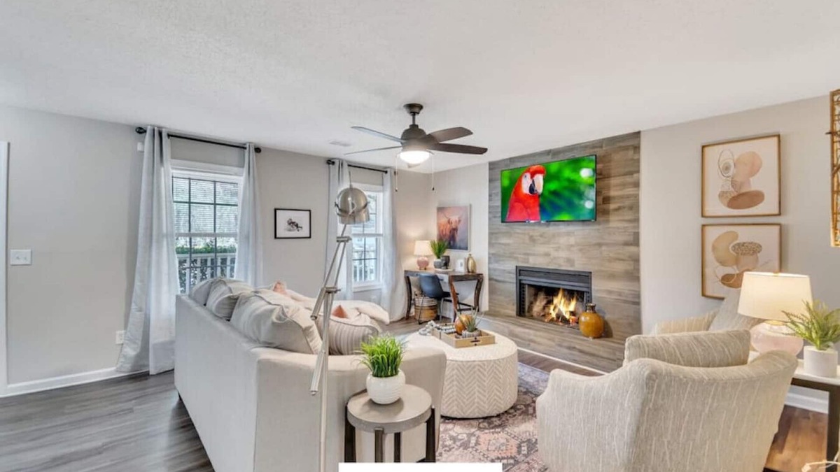 Smyrna House | ATH - Smyrna - Sleeps 4 - 2 Beds - Pet friendly - CC3