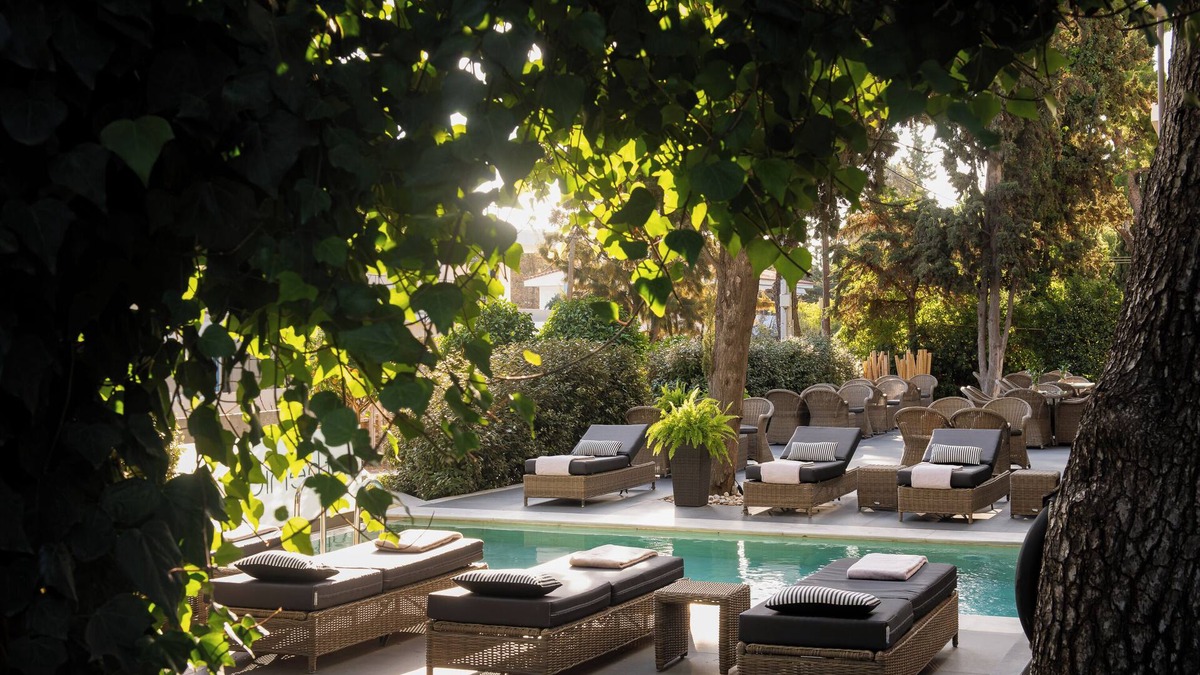 Vouliagmeni Hotel | Athenian Riviera Hotel & Suites