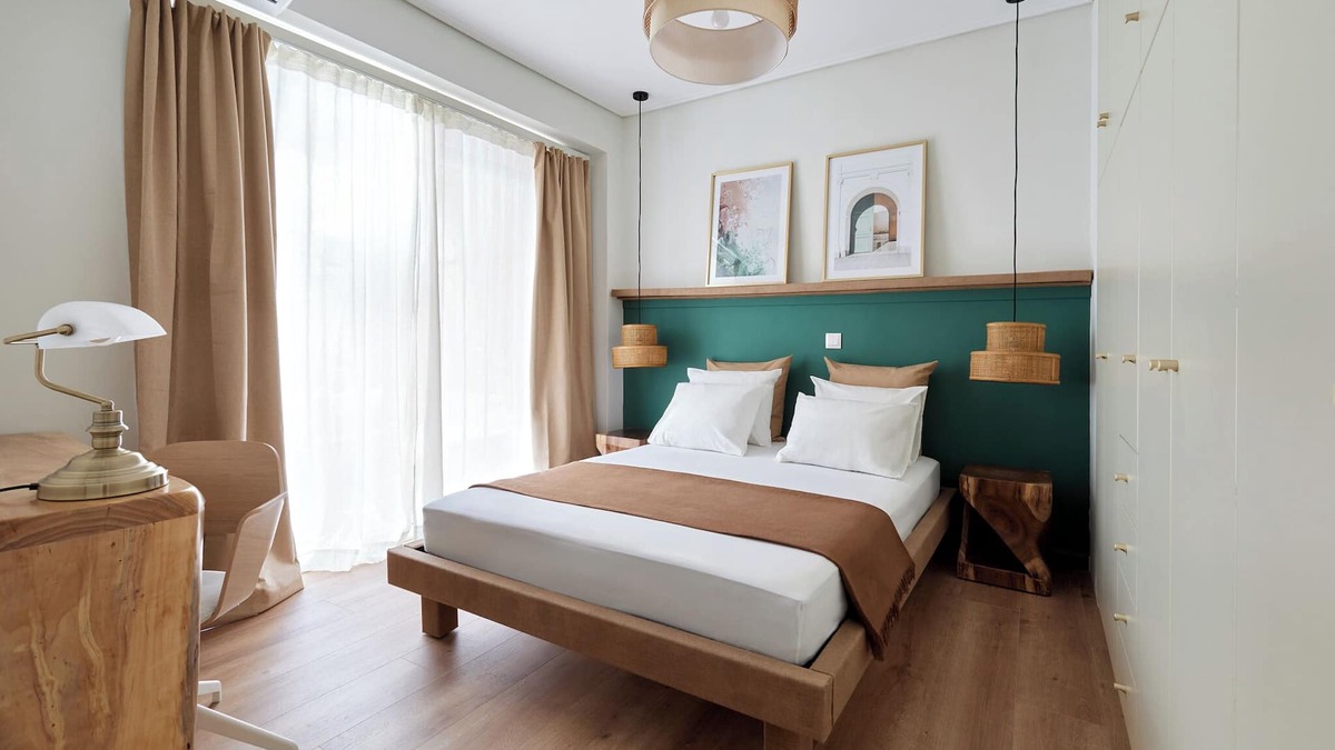Ampelokipoi Apartment | Athens Premium Suites - Sunny 2 Bedroom Suite with Parking