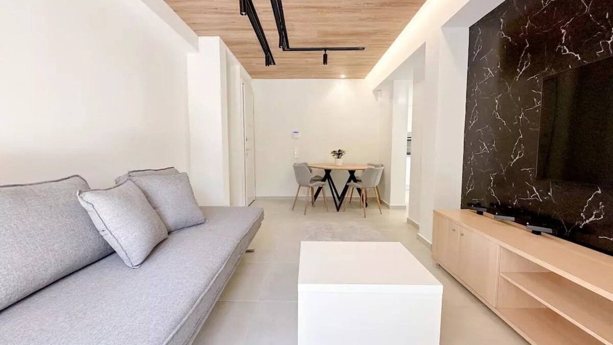 Varkiza House | Athens Sea Side Escape