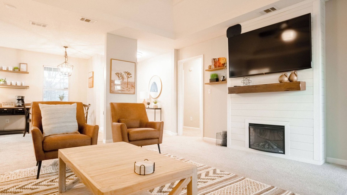 Byron House | AtHome+1 Stay | Cozy 3BR | Sleeps 9