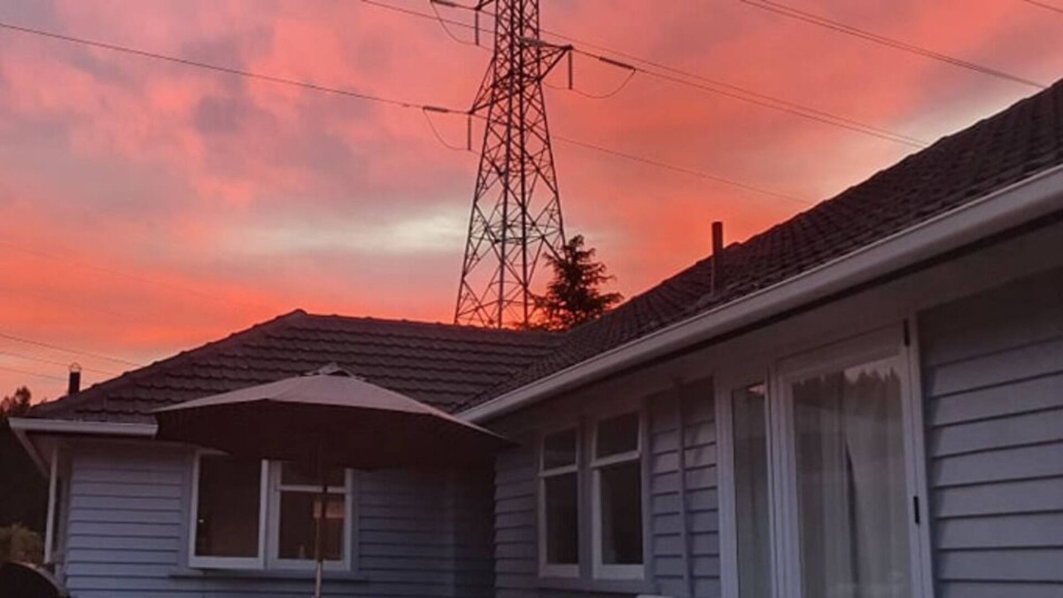 Atiamuri House | Atiamuri Village Bach - Waterskiing, Waikato River Trail