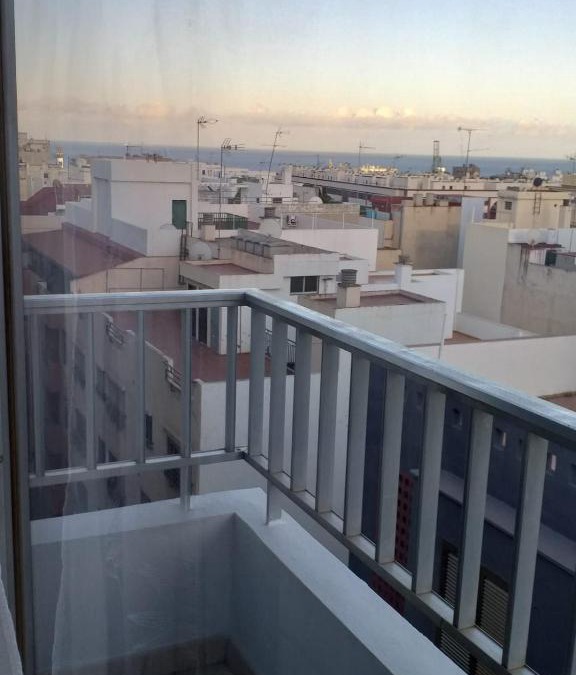 Santa Cruz de Tenerife Apartment | ATICO CON TERRAZA, VISTAS AL MAR Y CIUDAD