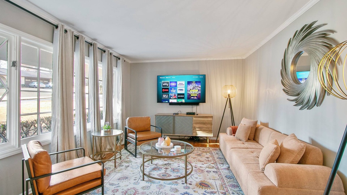 Atlanta House | Atlanta 4BR Family Home | King Bed + Yard +FirePit