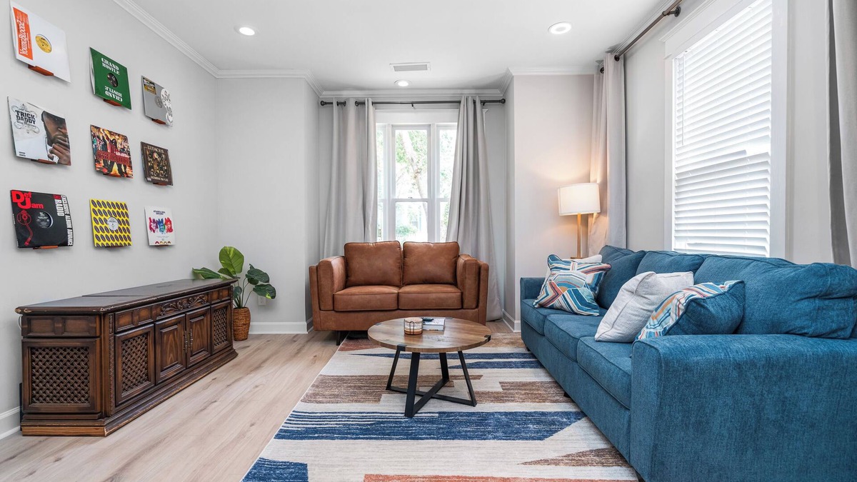 East Side House | Atlanta Central Historic Area, Near Parks & Dining. King Bed. Pet Friendly