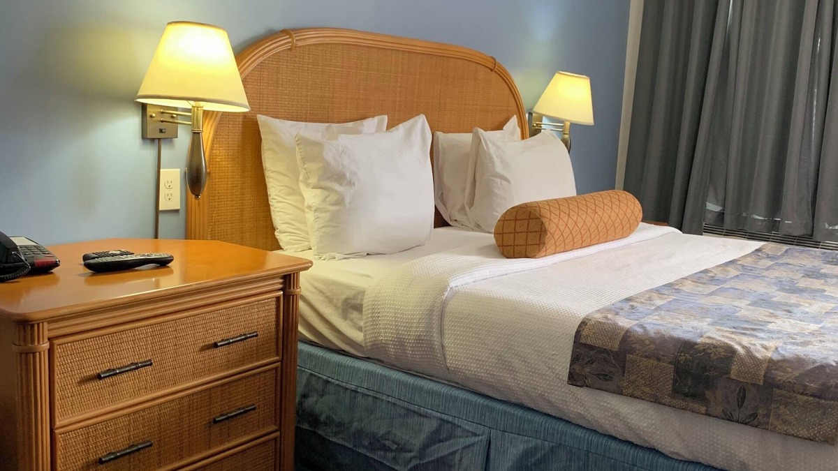Orangeville Hotel | Atlanta Motel