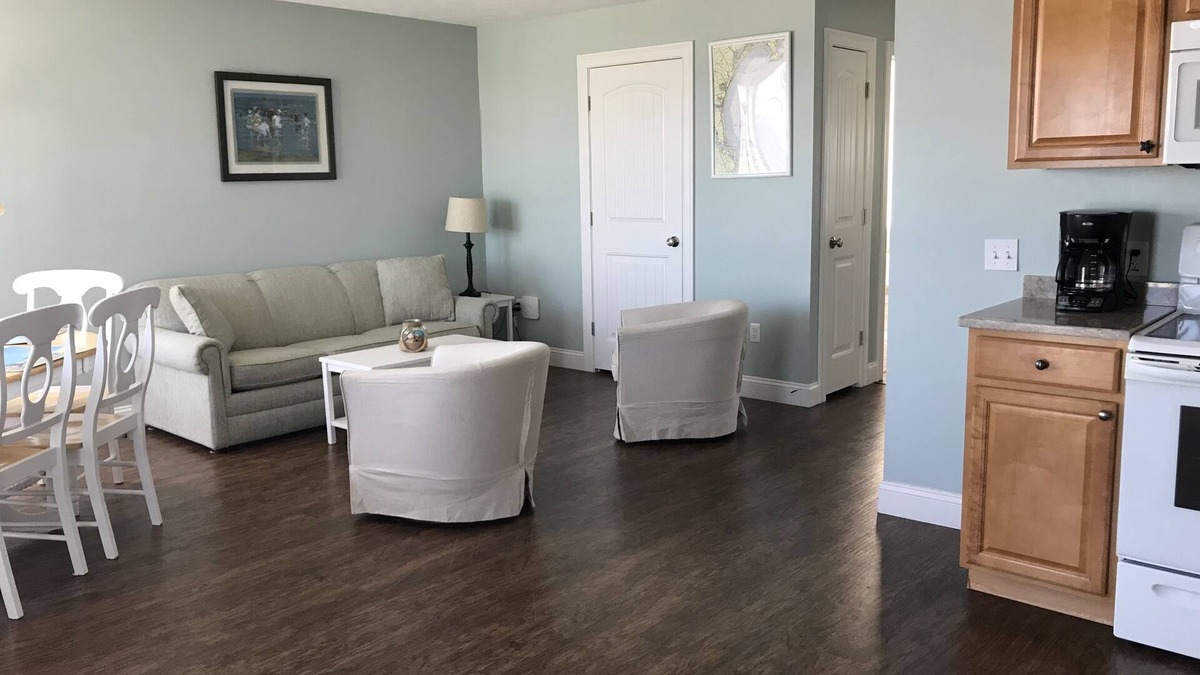 Old Orchard Beach Condo | Atlantic Ocean Suites - Sand Castle Suite 7
