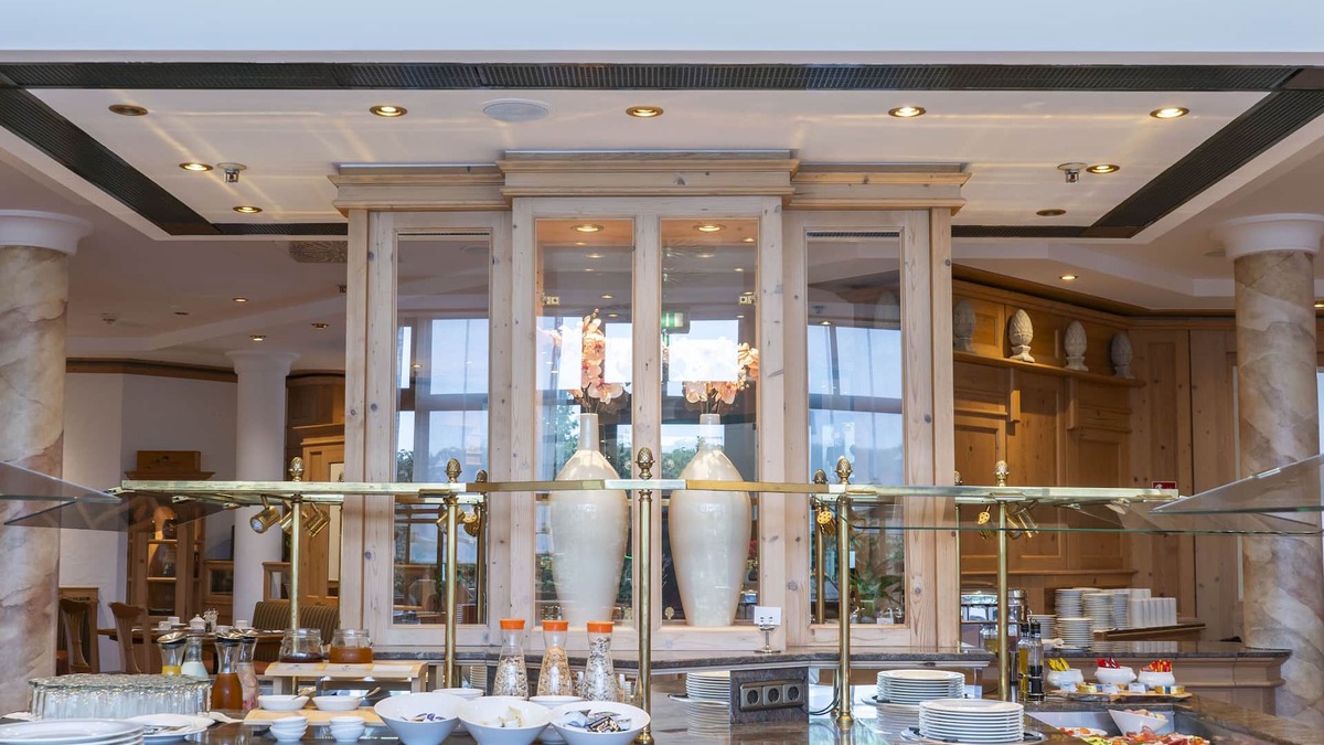 Schwaig Hotel | Atomis Hotel Munich Airport by Mercure