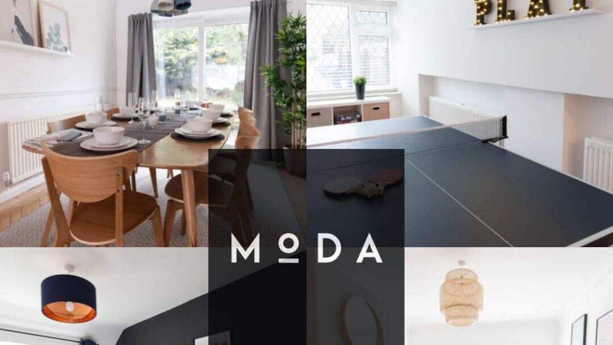 Moseley House | ATTENTION TO ALL CONTRACTORS - SPLENDID MOSELEY HOUSE w/ GAMES ROOM & DRIVEWAY F
