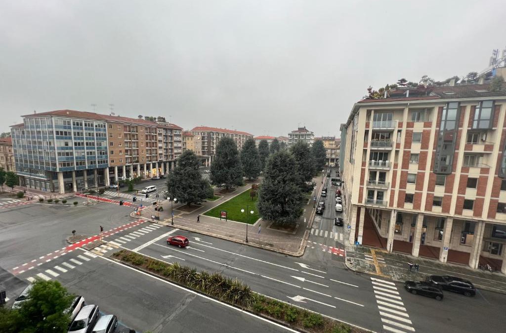 Cuneo Apartment | Attico di pregio su Piazza Europa