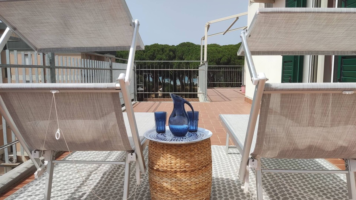 Follonica Apartment | Attico Fronte Mare La Casetta Bianca