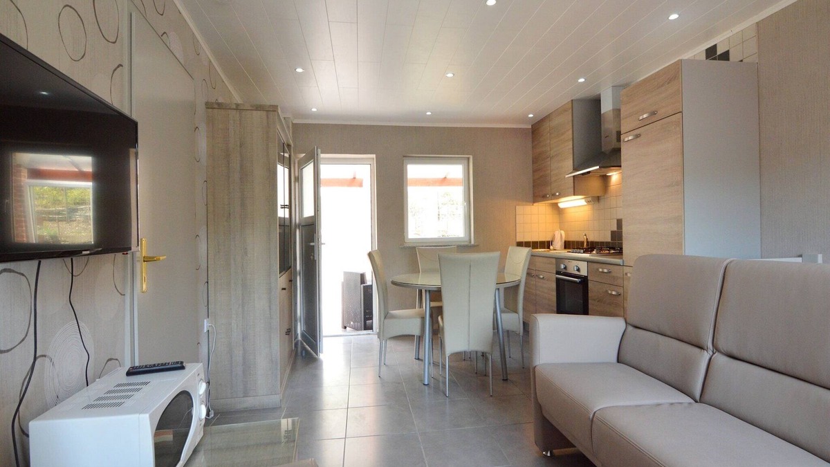 Zell Apartment | Attractive Apartment in Zell near River