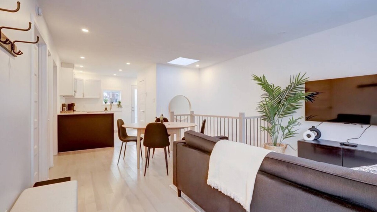 Sainte-Marie House | Attractive house in Ville-Marie