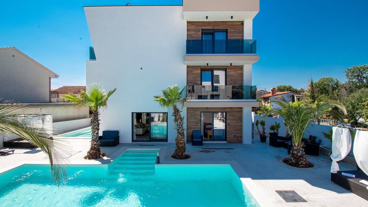 Medulin Villa | Attraktive Villa Zara für 28 Personen.